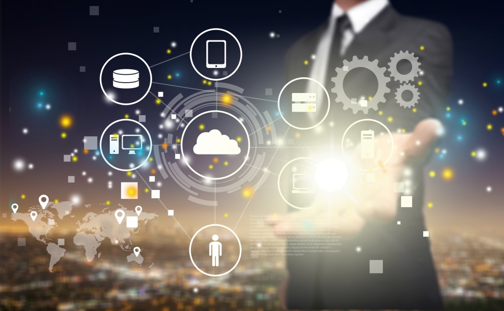 features of woocommerce and bigcommerce